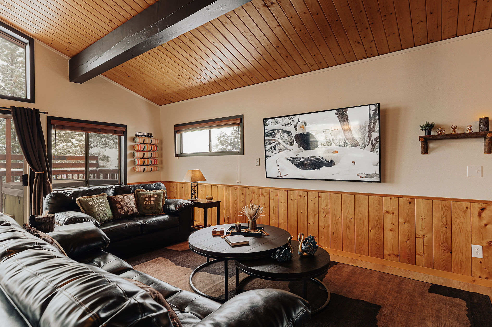 Gianna_Christina_Photo_Sheephorn_Winterland_Cabins_Big_Bear_Lake_CA_Airbnb--7_TLi